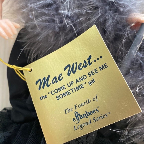 VTG MAE WEST EFFANBEE LEGEND SERIES DOLL 1980’s ALL ORIGINAL CLOTHING and BOX - Picture 10 of 13